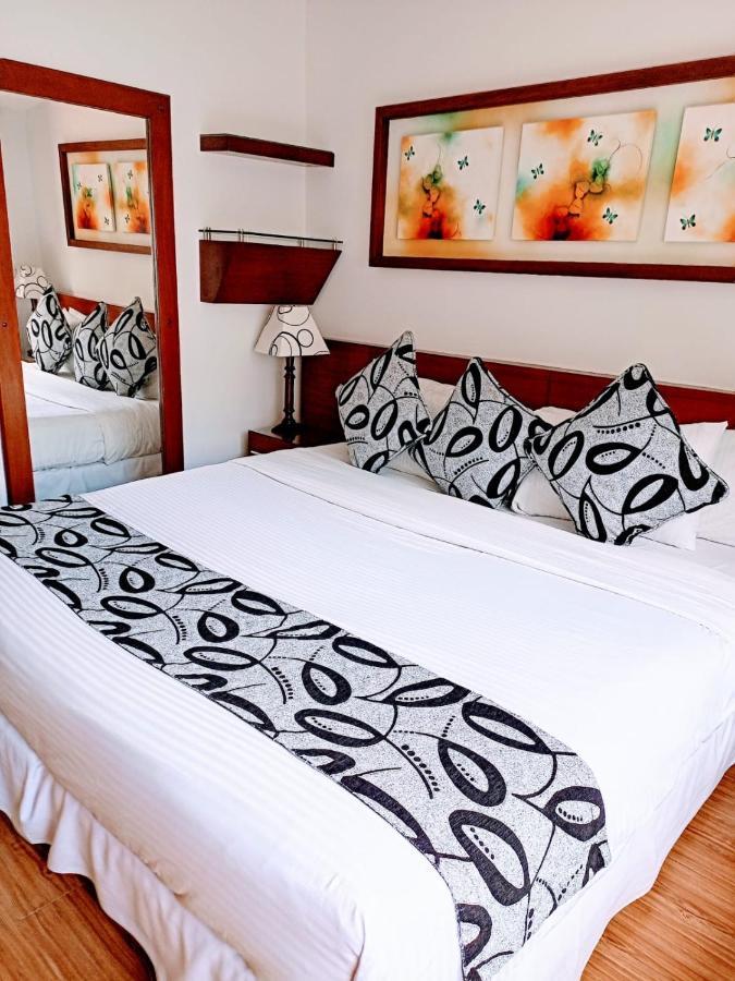Hotel Marbella Chico Богота Екстер'єр фото