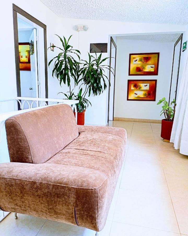 Hotel Marbella Chico Богота Екстер'єр фото
