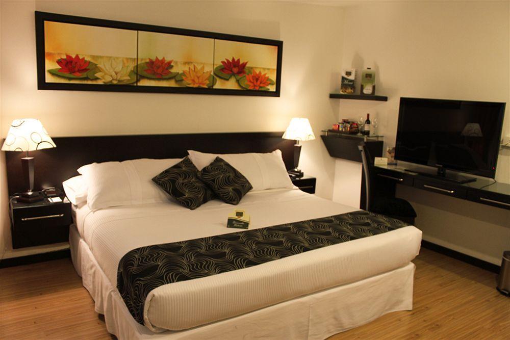 Hotel Marbella Chico Богота Екстер'єр фото