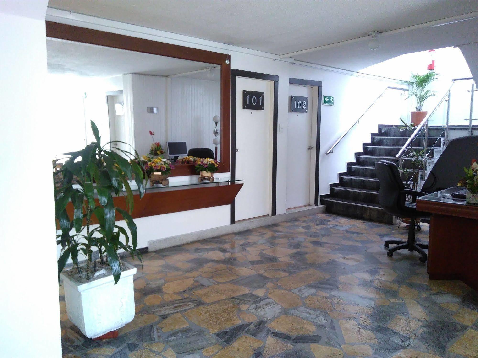 Hotel Marbella Chico Богота Екстер'єр фото